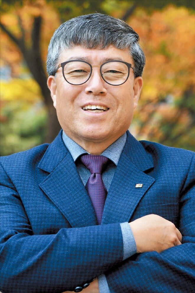 44년간 기술자격증 103개 ‘산업현장 명장’