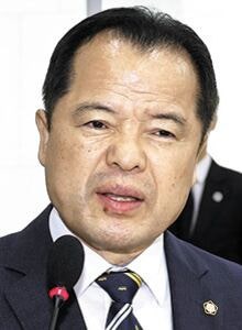 ‘李 연수원 친구’ 위철환 선관위원 후보 청문회… 野 “응원단장이 심판 봐”