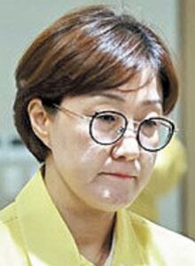 김현지 나오나 안 나오나가 핵심 돼버린 국감