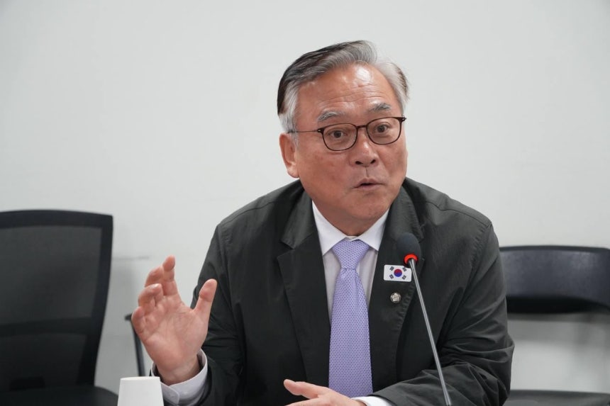 더불어민주당 이재강 의원. / 조선DB