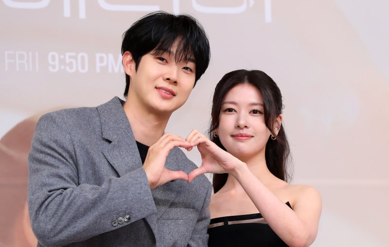 송현욱 감독 ‘<b>우주메리미</b>’ vs ‘은수좋은날’ 셀프 경쟁… “나도 난...