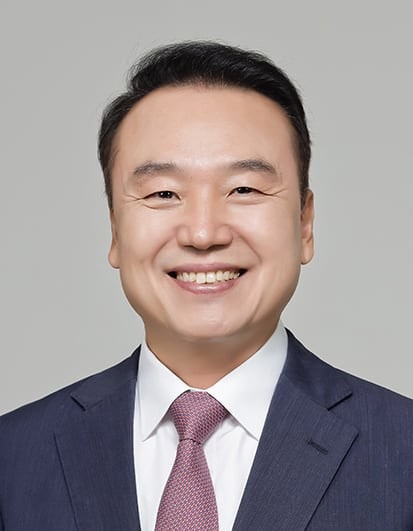 [기고] 관악 이전 50년 서울대, 글로벌 중추대학으로 재탄생해야