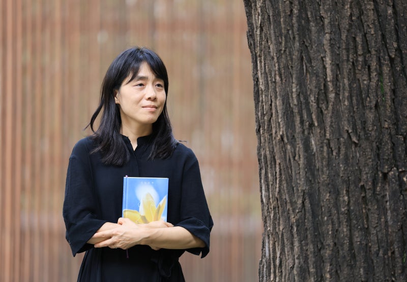 그 장소, 그 소녀 되어… 외면받은 목소리 불러낸다