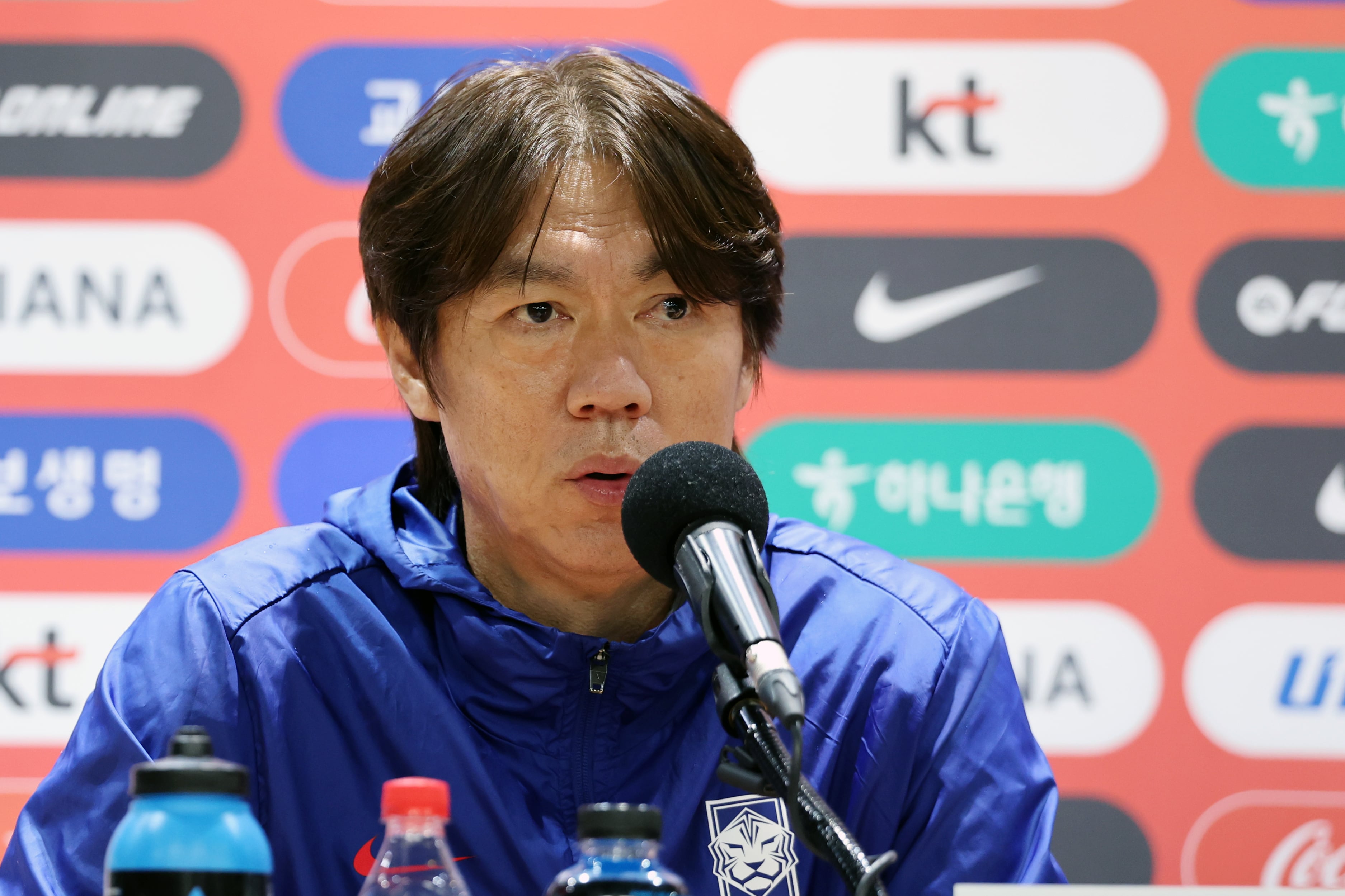 홍명보 “지금 문제 안 나오면 월드컵 때 생겨... <b>파라과이전</b> 꼭 <b>승리</b>해...