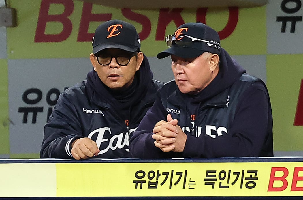 3경기 연속 피홈런인데... 한화 김경문 감독 “5차전 <b>마무리</b>는 <b>김서현</b>”