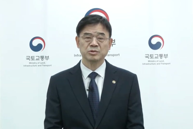 與, 오전엔 “이상경 사퇴 없다”더니… 여론 악화되자 ‘한밤 사퇴’