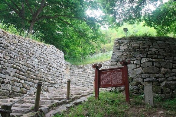 [조용헌 살롱] 남원 교룡산성과 경주 사람 최제우