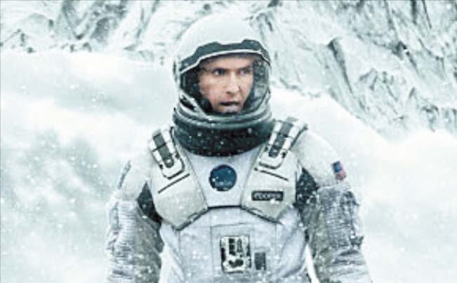 물리학자들이 꼽은 최고의 SF영화 감독은 ‘놀런’