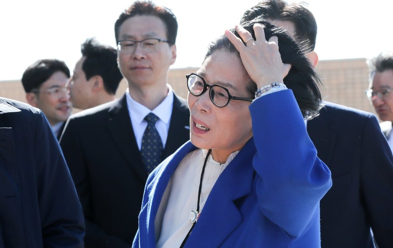 민주당도 이젠 부담스럽나, 커지는 최민희 사퇴론