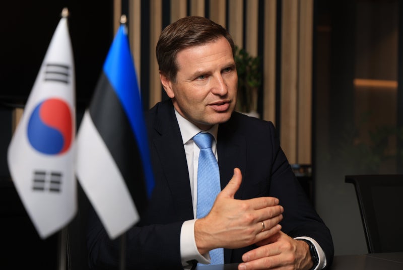 “러는 유럽의 위협… 가장 우수한 무기 구하러 한국 왔다”