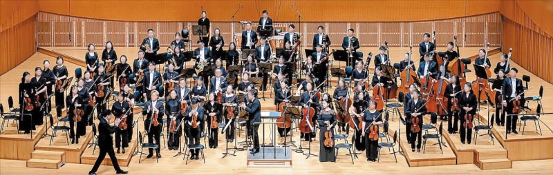 출근도 ‘대리 출석’?… 단원 3분의 1이 ‘무더기 징계’ 받은 악단