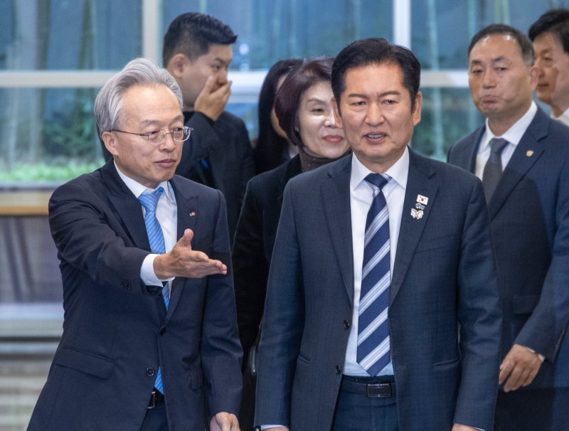 與, 부산서 李 영입인재 컷오프… 또 터진 ‘명·청 갈등’