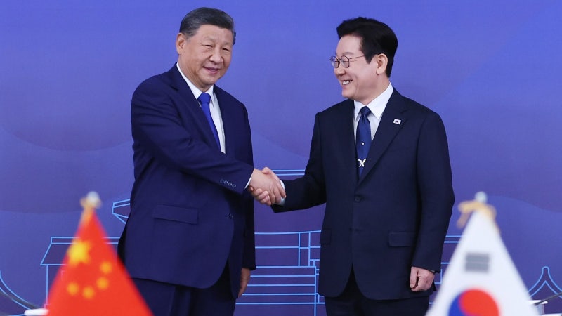<b>한중</b>, 70조 <b>통화스와프</b> 체결... 보이스피싱 대응도 공조