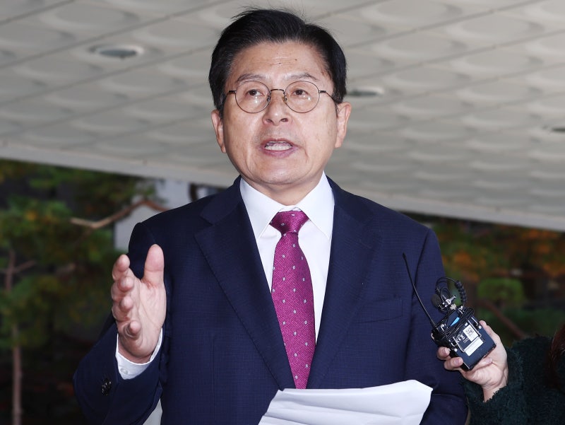 ‘내란 선동’ <b>황교안 구속영장 기각</b>...“구속 필요성 부족”