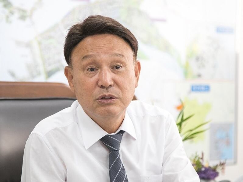 “IMF보다 힘든 시기 보내… 전기차 전환 안간힘”