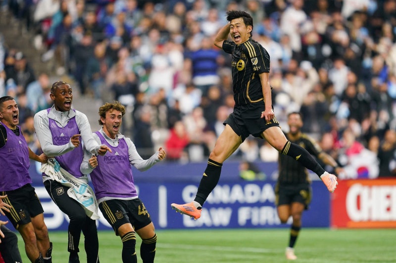 <b>손흥민</b>, 후반 추가 시간 천금 같은 <b>동점골</b>... LA FC 기사회생