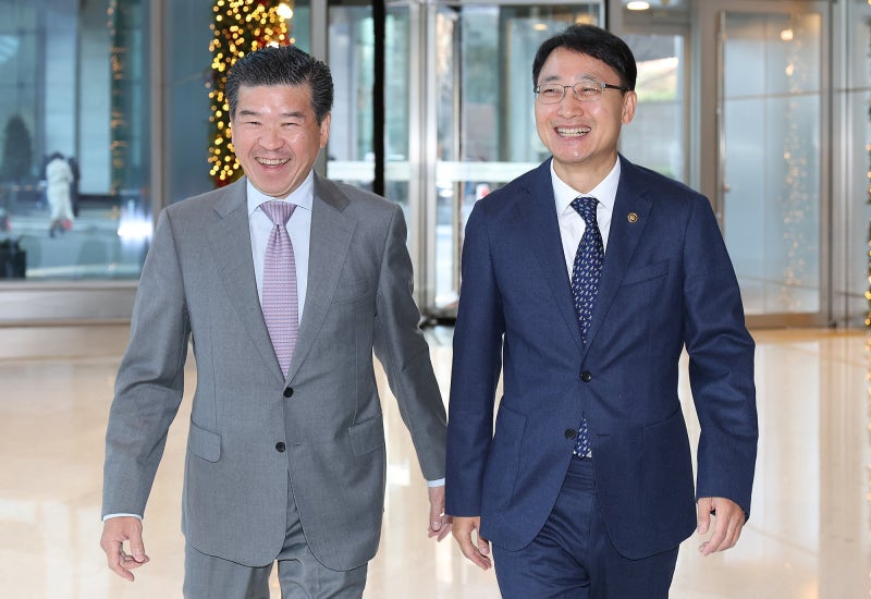 국세청장 “국내 투자 늘리겠다는 외국계 기업 세무조사 2년 유예”