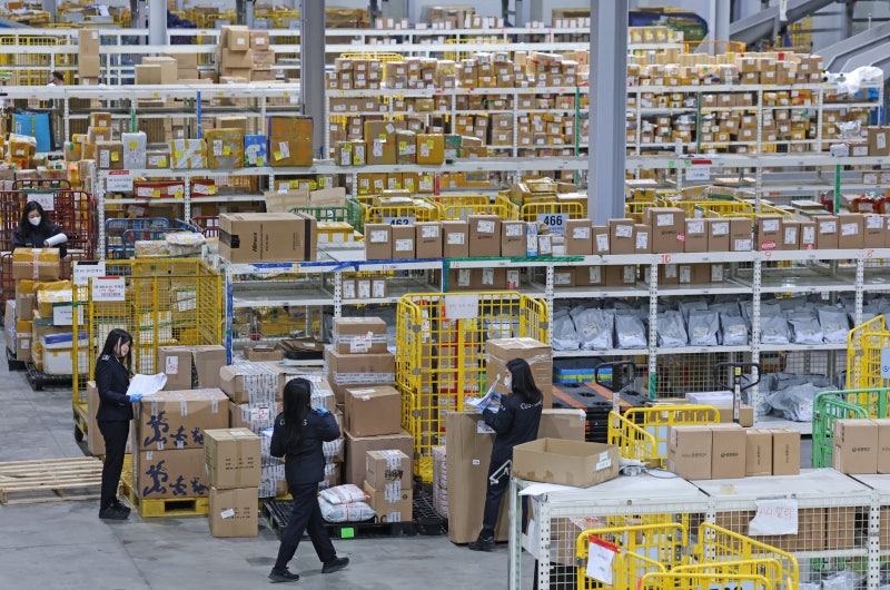 “안 사면 손해 보는 기분, 어쩔 수가 없다”… 지금은 블프의 계절