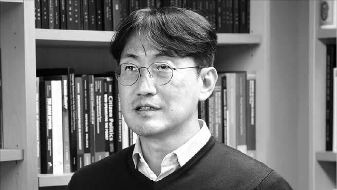 “권력 몰아주면 정치 양극화 심해져 거대 양당 구조 깨져야 해소 가능”