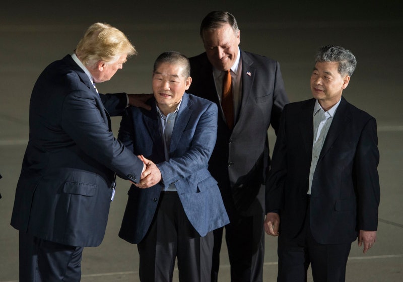 억류 국민 안 잊는 美… 최고위직 특사 보내고 前대통령까지 팔 걷어