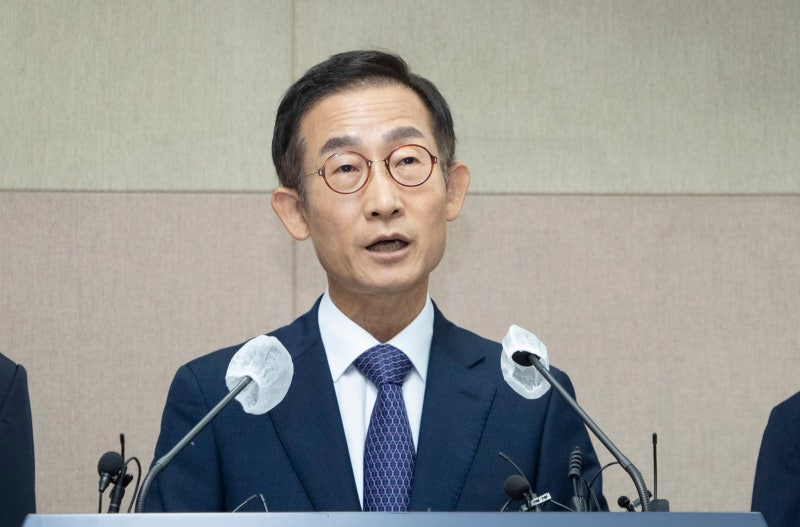 李대통령, <b>감사원장 후보</b>자에 민변 회장 출신 <b>김호철</b> 변호사 지명