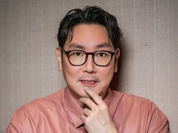 “<b>조진웅</b>, 처음 본 날 얼굴 가격” 영화감독, <b>폭행</b> 피해 주장