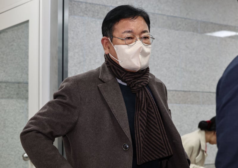 ‘쌍방울 금품 수수 혐의’ <b>안부수 구속영장 기각</b>