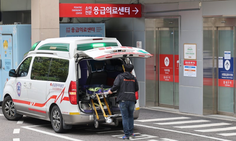 ‘전화 뺑뺑이’ 구급차, 도착 지연 2년 새 2배로