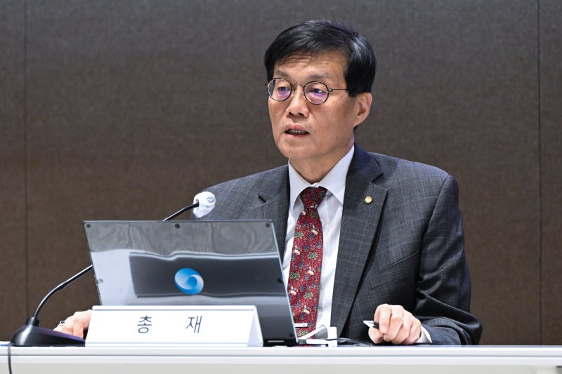 한은 총재 “<b>고환율</b>로 양극화 악화 우려…그런 측면에선 위기"