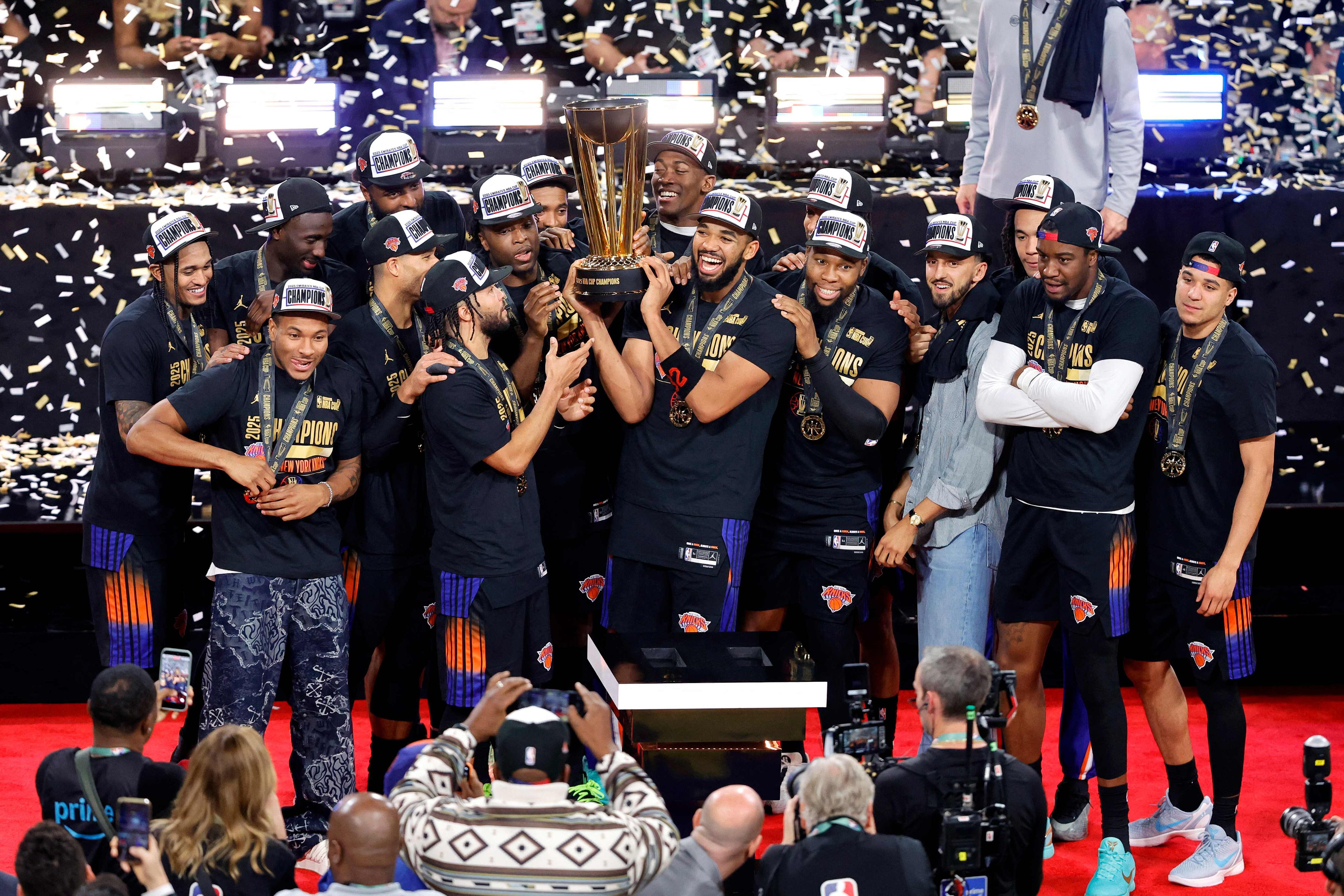 <b>뉴욕 닉스</b>, 샌안토니오 스퍼스 꺾고 <b>NBA 컵</b> 첫 우승