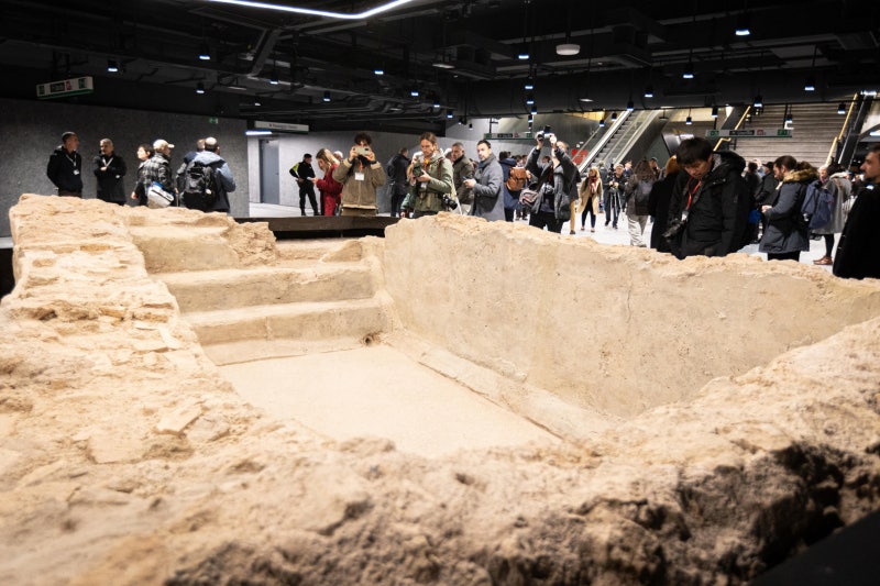 지하철역에 박물관이… 땅만 파면 유물 쏟아지는 로마의 고육책