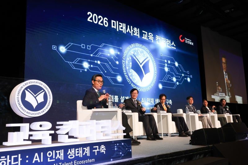 “주입식 교육 끝… AI가 못하는 ‘비정상 사고’ 인재 키워야”