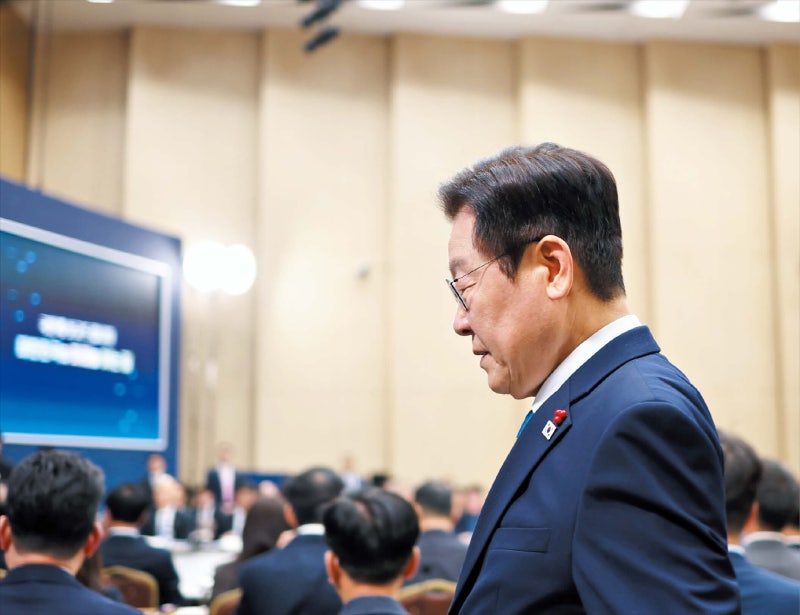 카페·식당서 일회용컵 쓰면 돈 더 낸다… 실효성 논란일 듯