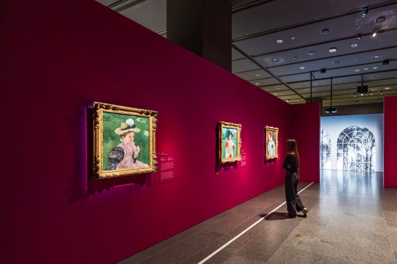 19세기 몽마르트르 대로에서 생트로페 항구로 순간 이동… 메트展에 체크인했다