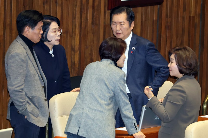 통일교 특검에 ‘신천지’ 넣고... ‘민중기 편파 수사’ 빼자는 與