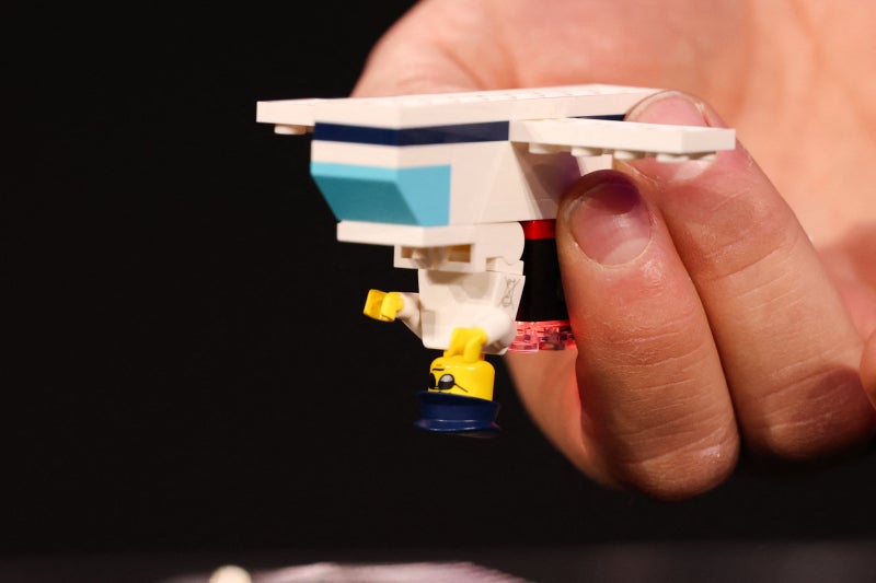 [CES 2026] 오리에 달면 ‘꽥꽥’, 알록달록 색 바뀌는 레고 블록 나왔다