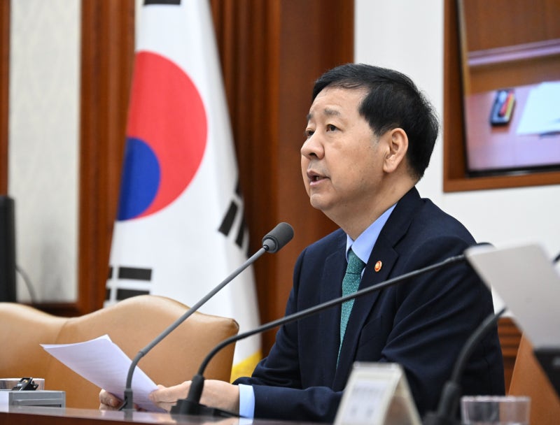 “계란 224만개 수입”… 한 판 7000원 넘는 가격 잡기