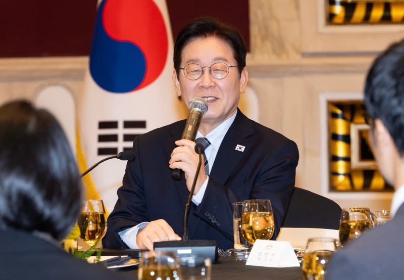 항소 포기 논란에… 李 “검찰이 무리하게 기소한 걸 탓해야지”