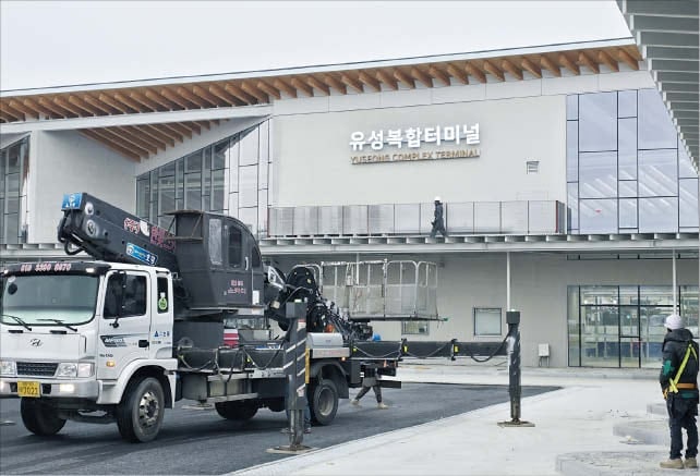 대전 유성복합터미널, 28일 문 열어