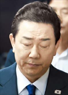 與 “애당의 길 깊이 고민하길”… 김병기에 탈당 요구