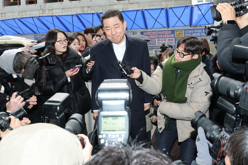 ‘金 선거자금 탄원서’ 확보한 동작경찰서… 상부엔 보고 안했다