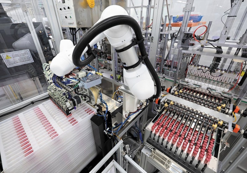 AI가 파우더 색 조합… 1초에 화장품 10.2개 생산