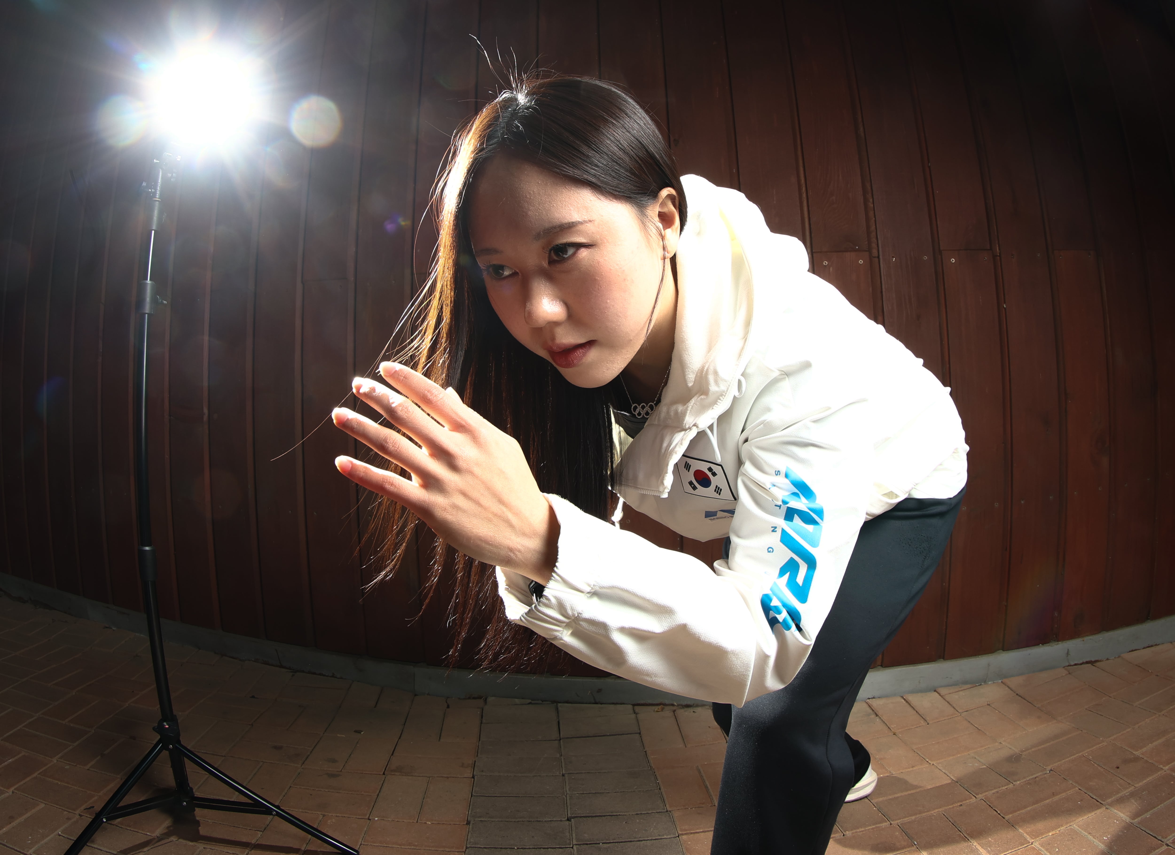 [차오! 밀라노] “낯설고, 불운했던 올림픽… 세 번째는 웃을래요”