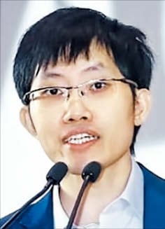 량원펑 딥시크 창업자