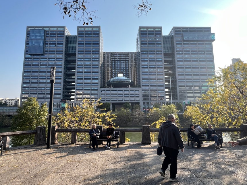 딥시크/항저우 본사 야근 /이벌찬 특파원