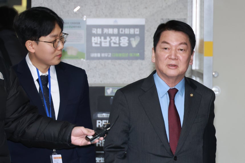 안철수, 한동훈 당게 논란 빨리 끝내라며 일침