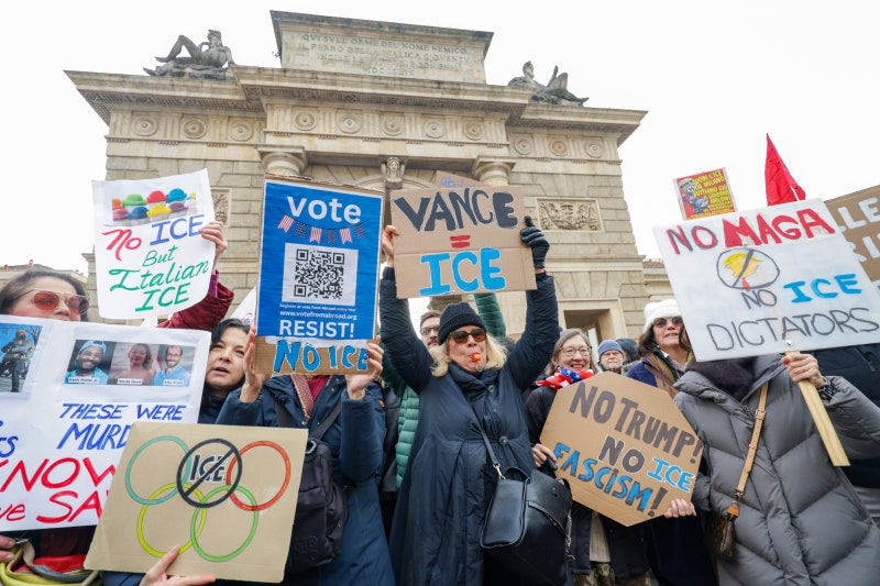 [밀라노 라이브] 얼음 축제 현장의 “No ICE”