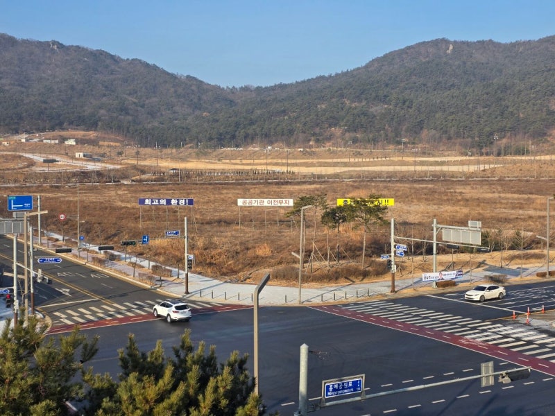 내포신도시 공공부지엔 잡초만… “이번엔 공공기관 꼭 와야”