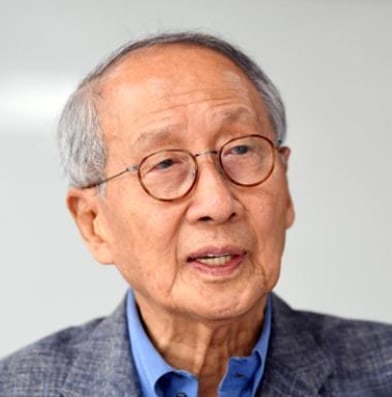 사랑의열매 새 회장에 윤여준 전 환경부 장관