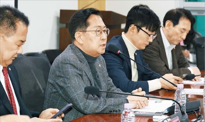 “우크라 북한군 포로 국내 송환, 李·젤렌스키 직접 소통으로 해결해야”